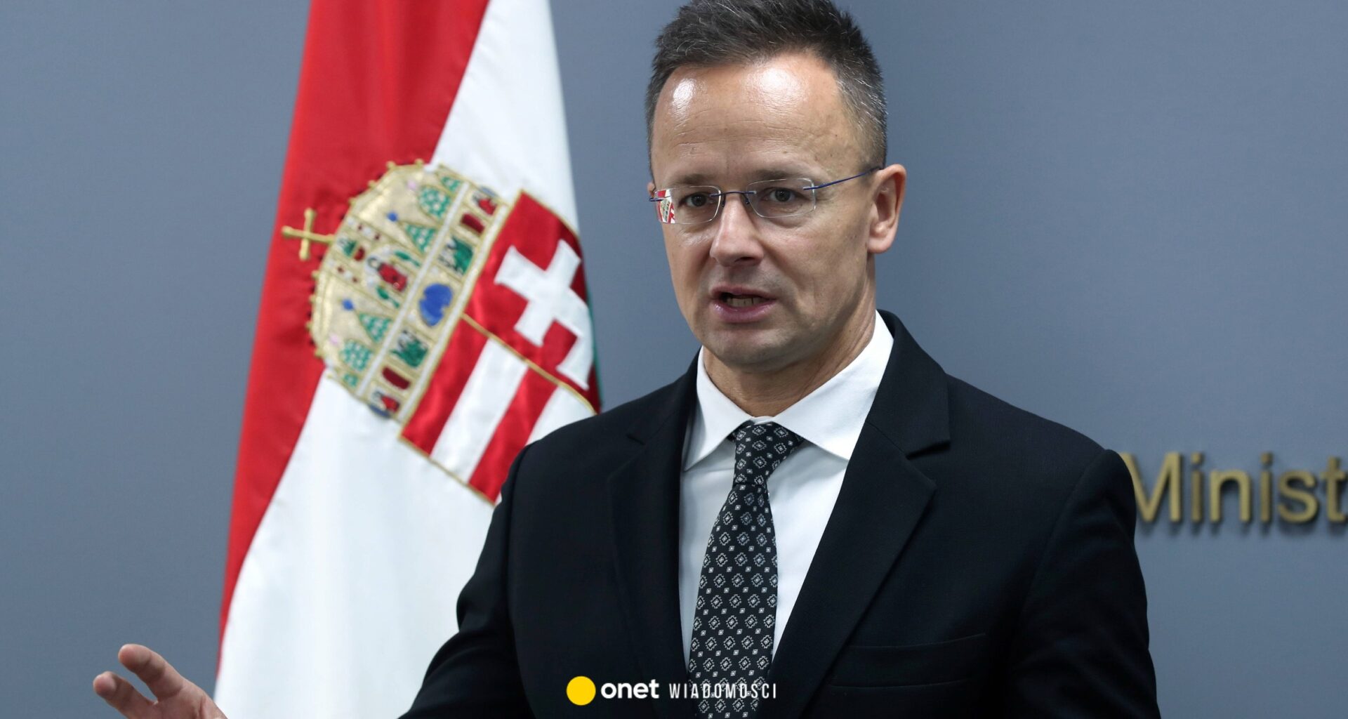 Peter Szijjarto odpowiada Radosławowi Sikorskiemu. "Nie damy się w to wciągnąć"