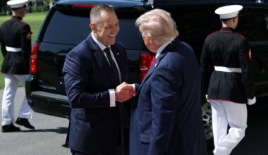 Prezydent USA Donald Trump wita prezydenta Polski Karola Nawrockiego w Białym Domu. 3 września 2025 r. w Waszyngtonie