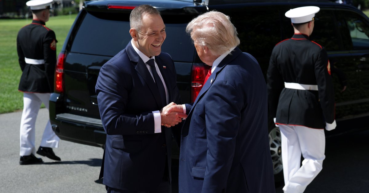 Prezydent USA Donald Trump wita prezydenta Polski Karola Nawrockiego w Białym Domu. 3 września 2025 r. w Waszyngtonie