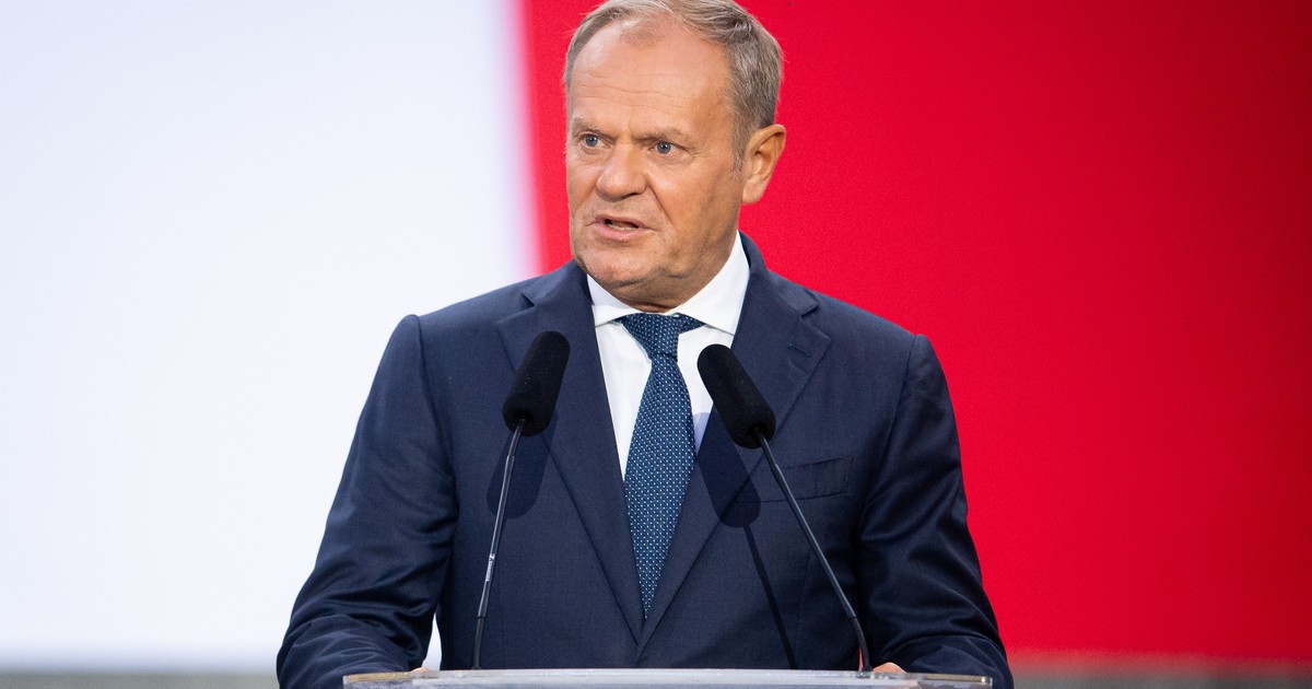 Polacy podzieleni w ocenie Tuska. Wyniki sondażu zaskakują