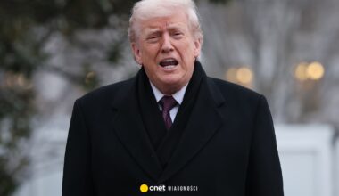 zegar tyka tylko po jednej stronie