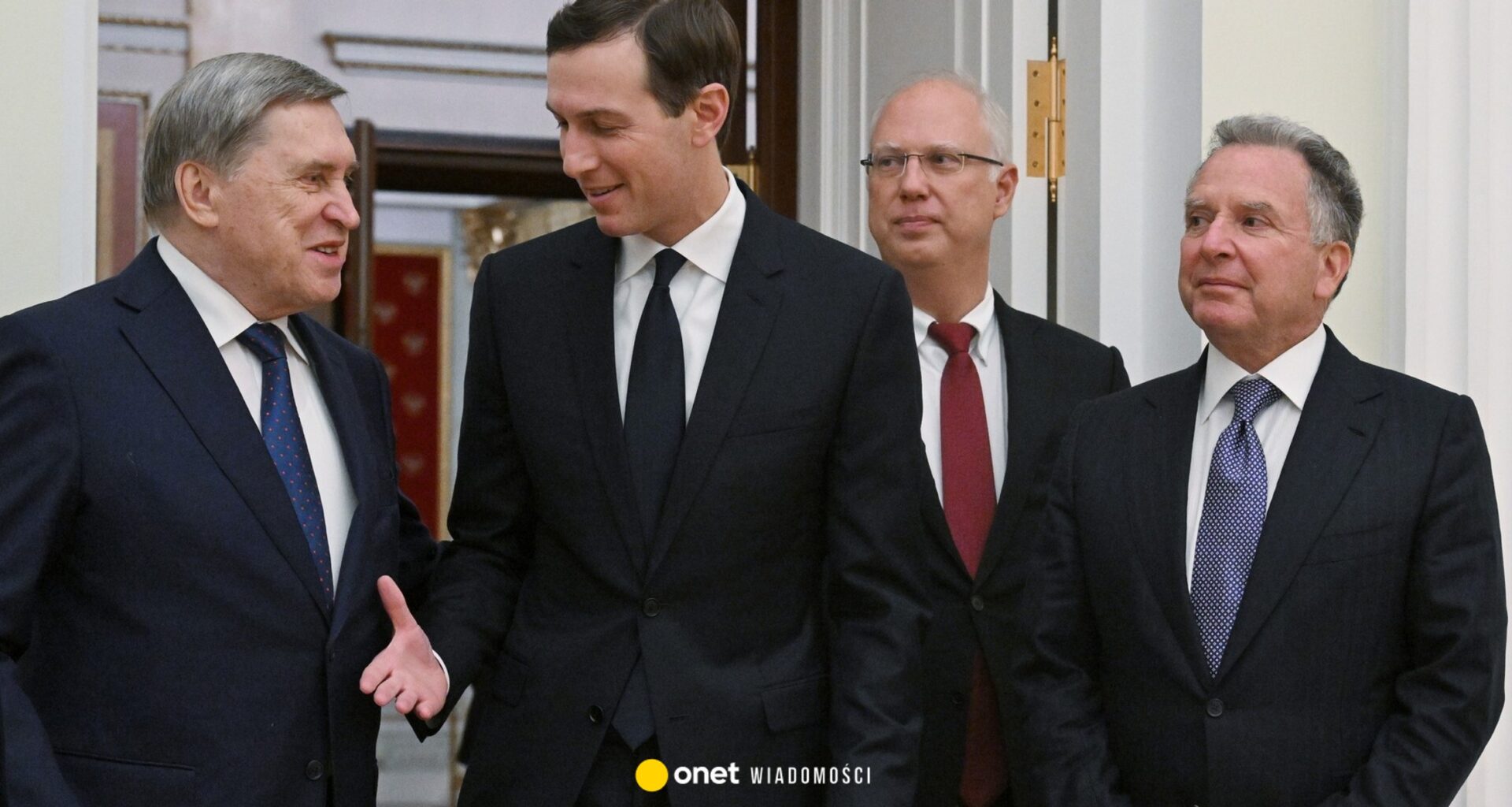 Garstka ludzi decyduje o losach świata. Kulisy decyzji Trumpa porażają. "Chcą zmusić Ukrainę"