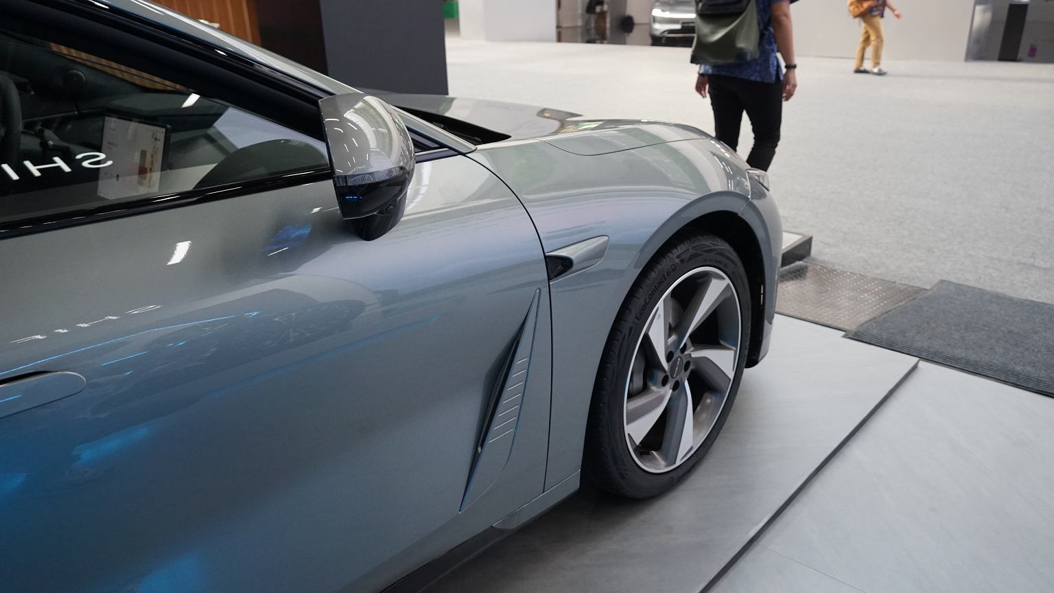 Minister bije na alarm. Chińskie auta mogą być koniem trojańskim. To szpiedzy na kołach?