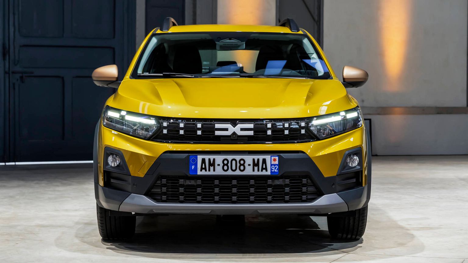 Nowe ceny Dacii po liftingu. Sandero wciąż jest jednym z najtańszych aut w Polsce