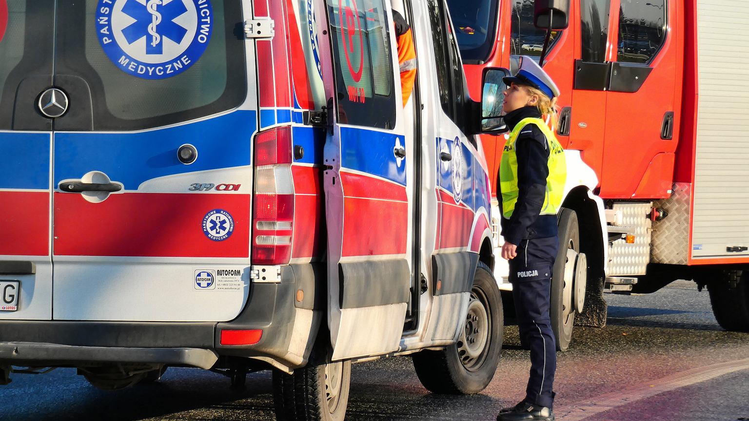 Karambol na A4. 43-latka nagle zmarła po wyjściu z samochodu. 'Przeżyła sam moment zderzenia'