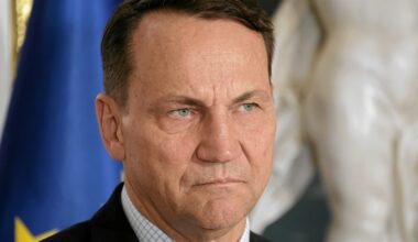 Sikorski uderza w Pałac. Poszło o myśliwce MiG-29 dla Ukrainy. 'Prezydent wiedział'