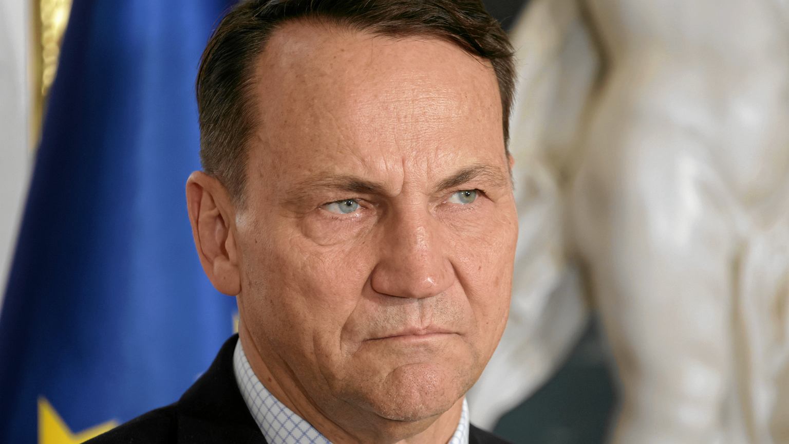 Sikorski uderza w Pałac. Poszło o myśliwce MiG-29 dla Ukrainy. 'Prezydent wiedział'
