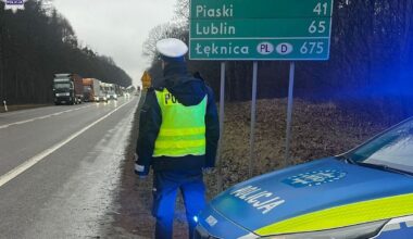 Gigantyczny korek przy granicy polsko-ukraińskiej. Sznur ciężarówek na 20 km. Trzeba czekać 36 godzin