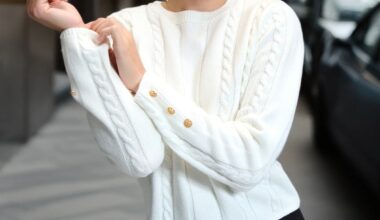 Polska sieciówka wyprzedaje swetry taniej nawet o 50%. Perełki z warkoczowym splotem teraz za grosze