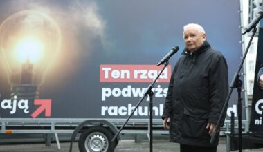 Kaczyński nie wytrzymał i bije w Tuska: Oszukuje, naraża konsumentów na choroby