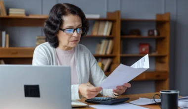 Będą zmiany we wdowiej rencie. Decyzja już jest podjęta. Rząd zrobił to po cichu. Wprowadzili nowe zasady i nowy próg dochodowy