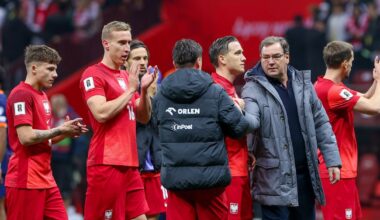 52-krotny reprezentant Polski, 3-krotny mistrz Polski z Wisłą Kraków. Felietonista Przeglądu Sportowego