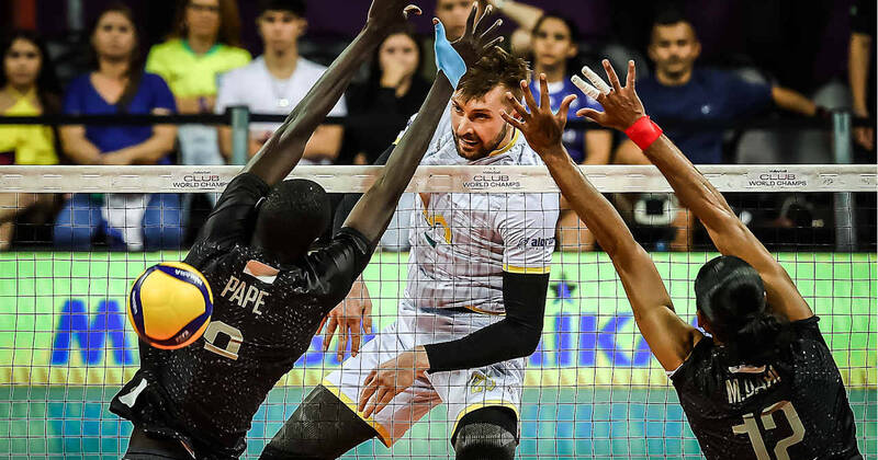 Pewne zwycięstwo zawiercian, choć bez fajerwerków. Aluron CMC Warta dwa sety od półfinału KMŚ