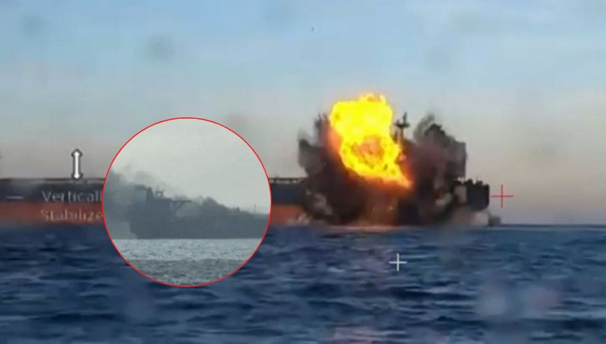 Atak na tankowiec Elbus na Morzu Czarnym. Statek gwałtownie zmienił kurs
