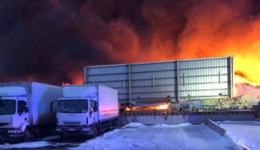 Tarnowo Podgórne: Wielki pożar hali magazynowej