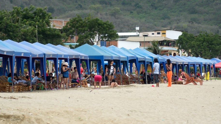 Jedna z plaż w Puerto Lopez w Ekwadorze (zdj. poglądowe) /Shutterstock