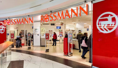 Od dzisiaj w Rossmannie zaczęło się „1+1 gratis”. „Tylko teraz” :: RMF FM