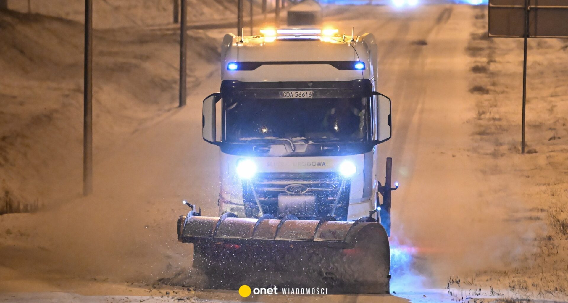 "Sytuacja kryzysowa trwa". Nowe informacje po odprawie służb