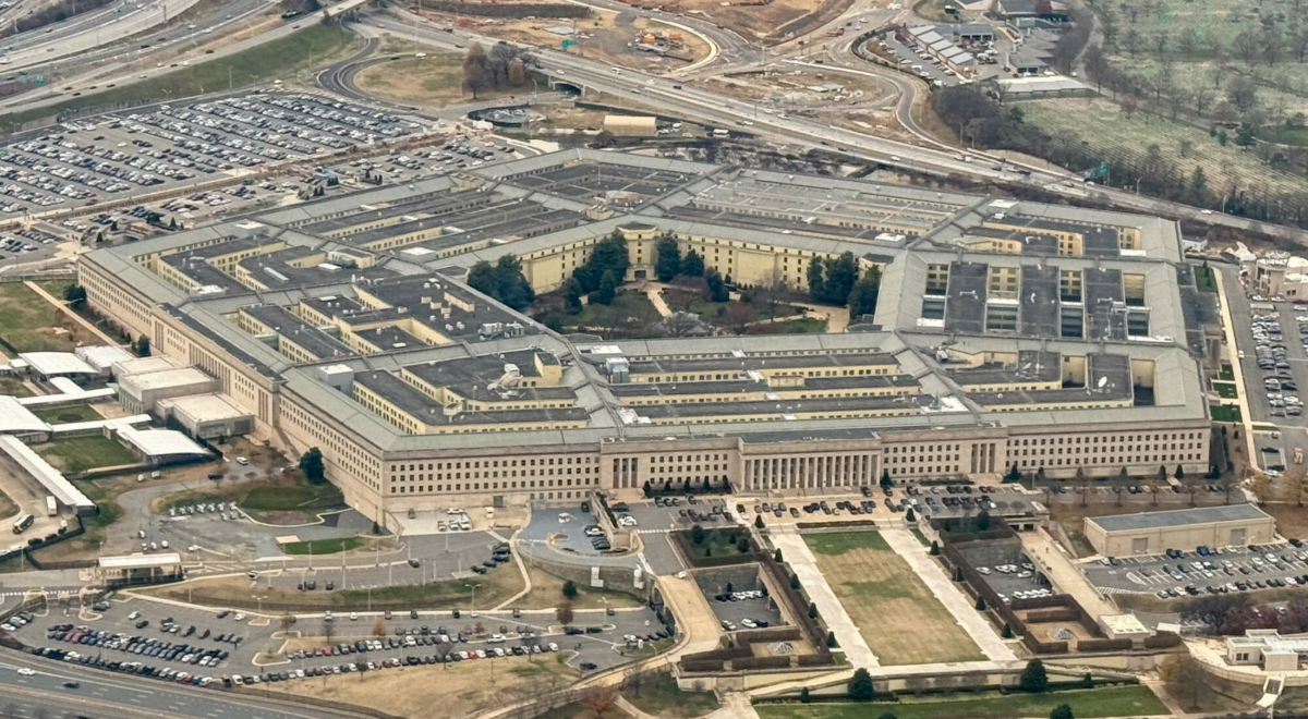 Broń niszczy mózg bez dotyku? Tajny zakup Pentagonu a "syndrom hawański" - Świat
