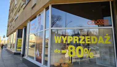 Handlowa ikona zniknęła z al. Niepodległości po 47 latach