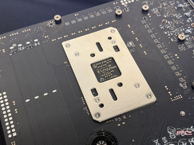 EHA Tech Tour 2025: MSI MEG System, zasilacz z funkcją GPU Safeguard+ oraz płyty główne pod procesory AMD Ryzen 9000 X3D [nc1]