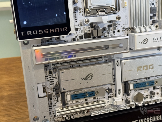 ASUS ProArt GeForce RTX 5090, ROG Crosshair X870E Glacial oraz ROG Cronox - Najważniejsze nowości dla entuzjastów PC [nc1]