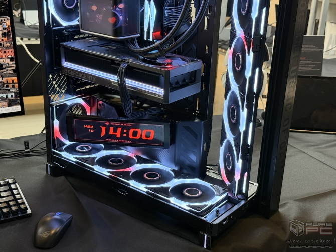 ASUS ProArt GeForce RTX 5090, ROG Crosshair X870E Glacial oraz ROG Cronox - Najważniejsze nowości dla entuzjastów PC [nc1]