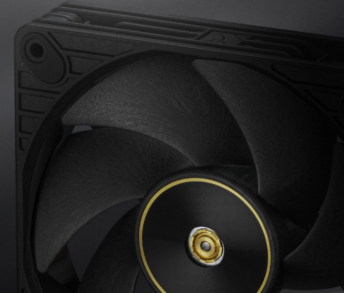 ASUS ProArt GeForce RTX 5090, ROG Crosshair X870E Glacial oraz ROG Cronox - Najważniejsze nowości dla entuzjastów PC [nc1]