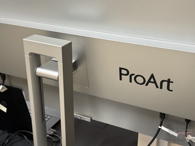 EHA Tech Tour: ASUS ROG Swift OLED PG27UCWM z RGB Stripe Tandem OLED, komputery Mini PC i peryferia komputerowe [nc1]