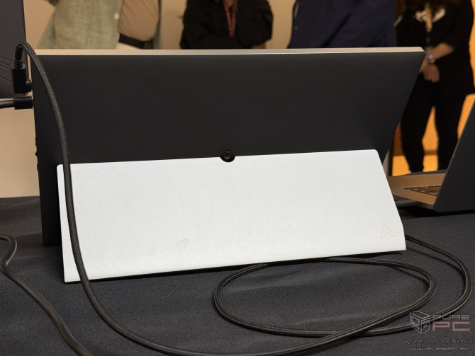 EHA Tech Tour: ASUS ROG Swift OLED PG27UCWM z RGB Stripe Tandem OLED, komputery Mini PC i peryferia komputerowe [nc1]