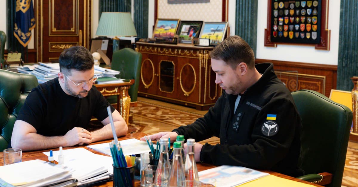 Kijów. Polityczne sprzątanie – analiza Edwina Bendyka