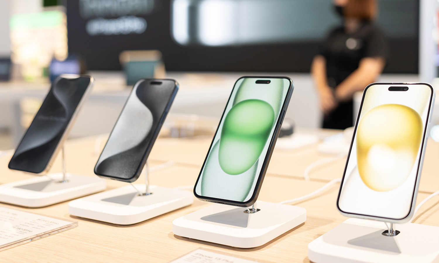 Nowy iPhone już w lutym. Taki dla oszczędnych