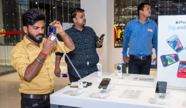 Dawać kod źródłowy albo wypad. Indie cisną producentów telefonów