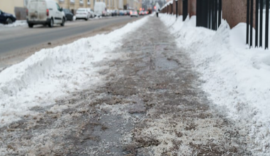 Alert RCB - marznący deszcz oraz gołoledź (14/15.01) - Rządowe Centrum Bezpieczeństwa