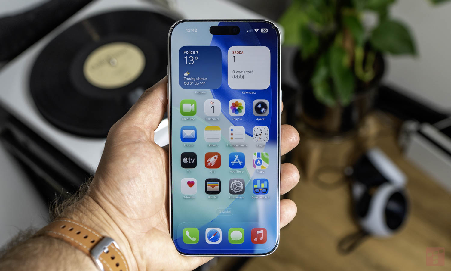 iPhone rozładowuje się w try miga? Spokojnie, tak ma być