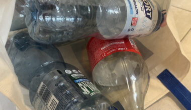 Myśleli, że dostaną 50 gr za butelkę. Często otrzymują tylko 10 gr. Oto dlaczego