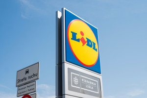 Lidl ogłasza. Zaczęło się 15 stycznia. "Maksymalny limit - 24 butelki"