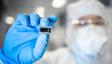 Intel łapie wiatr w żagle? Prezes pewny procesu 14A