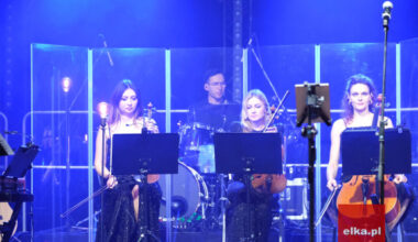 "Szczęściem nie da się nakruszyć". Koncert Andrzeja Piasecznego z orkiestrą Miłosza Buchowskiego - elka.pl