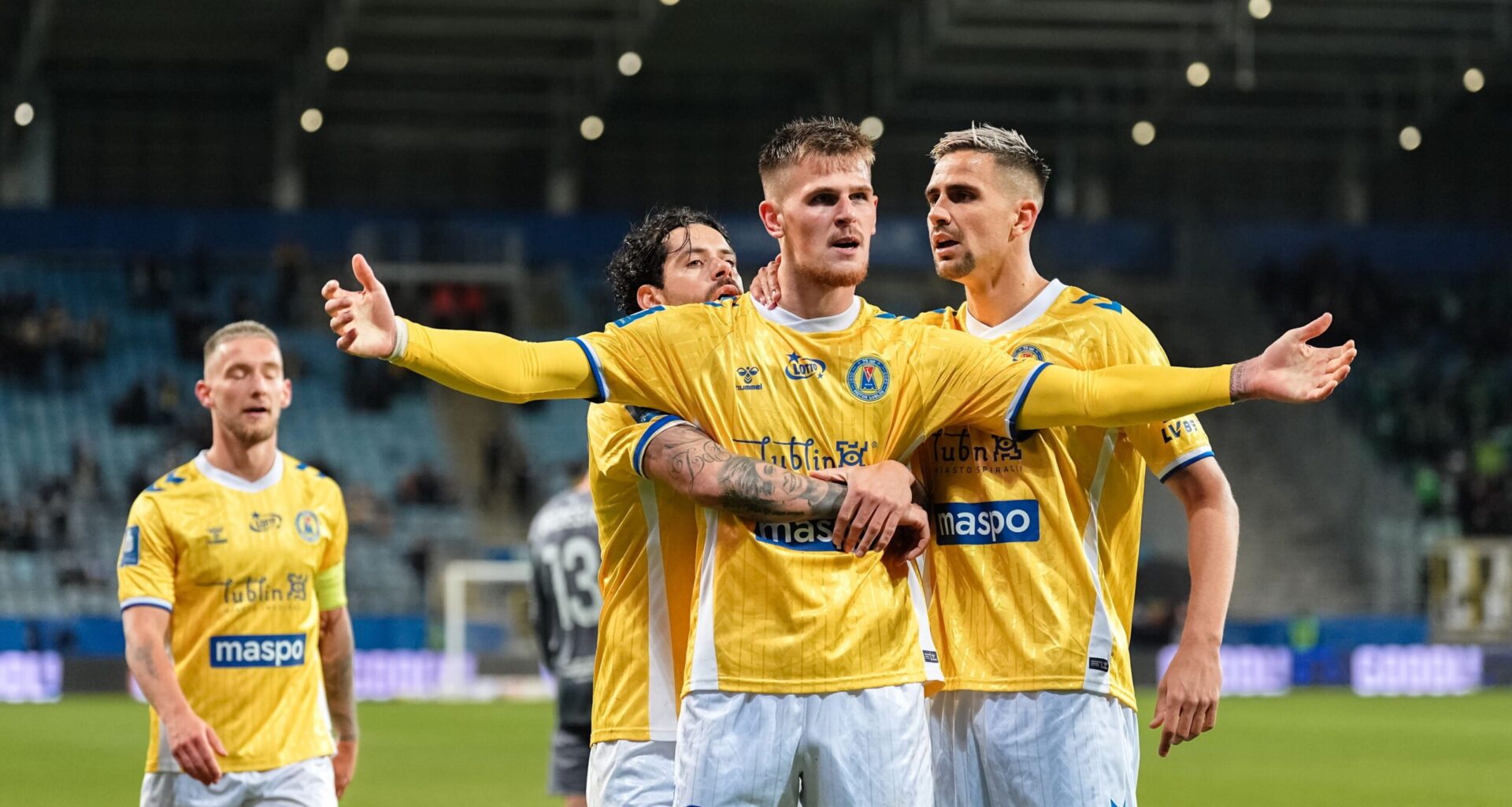 Polak na celowniku Niemców. Dołączyłby do dwóch rodaków