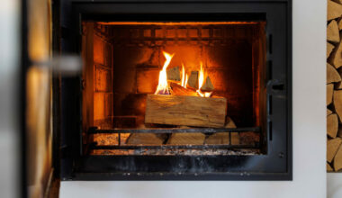 5 tys. zł kary za brak dokumentu. Nowy bat na właścicieli kominków