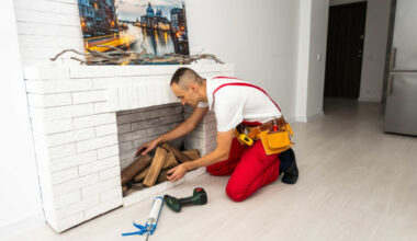 Tysiące domów zagrożone wysokimi karami. Nowe przepisy o kominkach