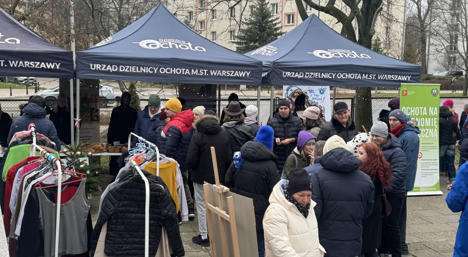 Z tekstyliami już nie trzeba jechać do PSZOK. Ale jest jeden warunek