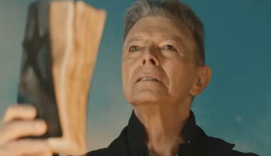 Kadr z klipu Davida Bowiego "Blackstar", 2015 r.