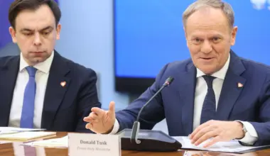 Premier Donald Tusk i minister finansów Andrzej Domański