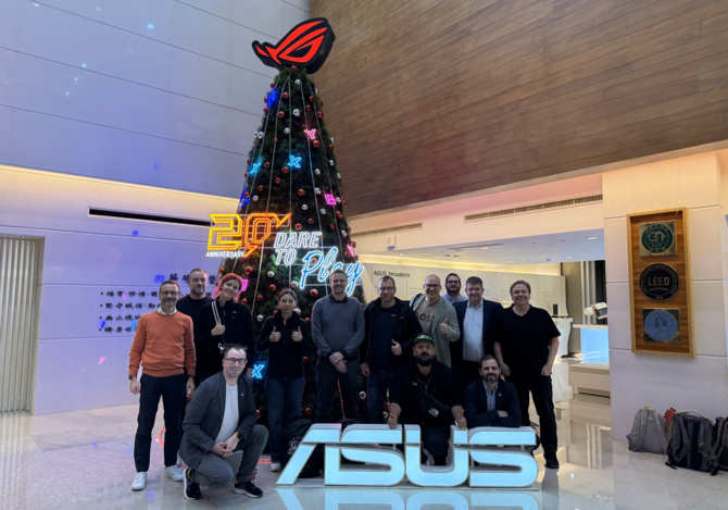 EHA Tech Tour: ASUS ROG Swift OLED PG27UCWM z RGB Stripe Tandem OLED, komputery Mini PC i peryferia komputerowe [nc1]