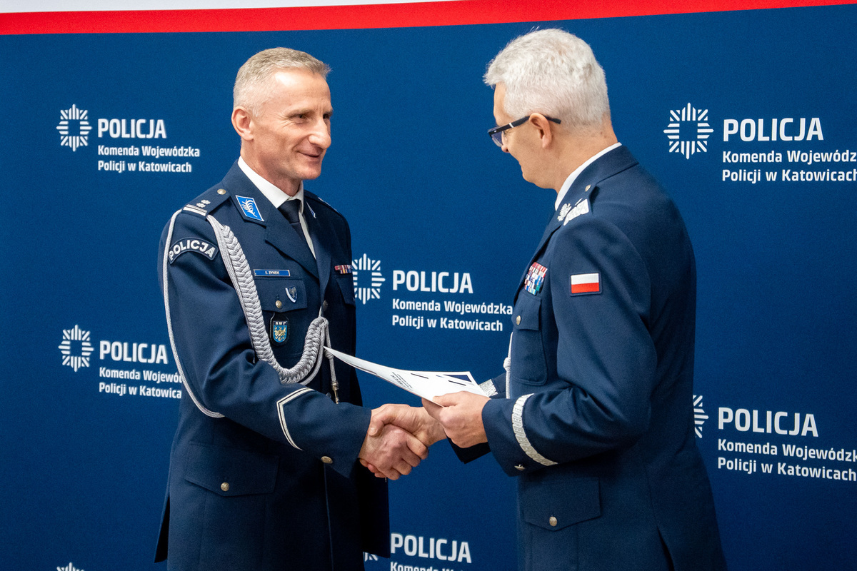 Uroczyste pożegnanie ze służbą i objęcie nowych stanowisk - Wiadomości