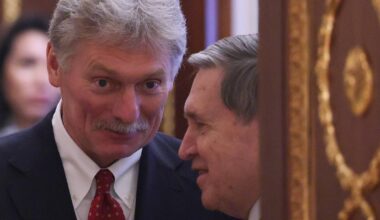 Dmitrij Pieskow i Jurij Uszakow