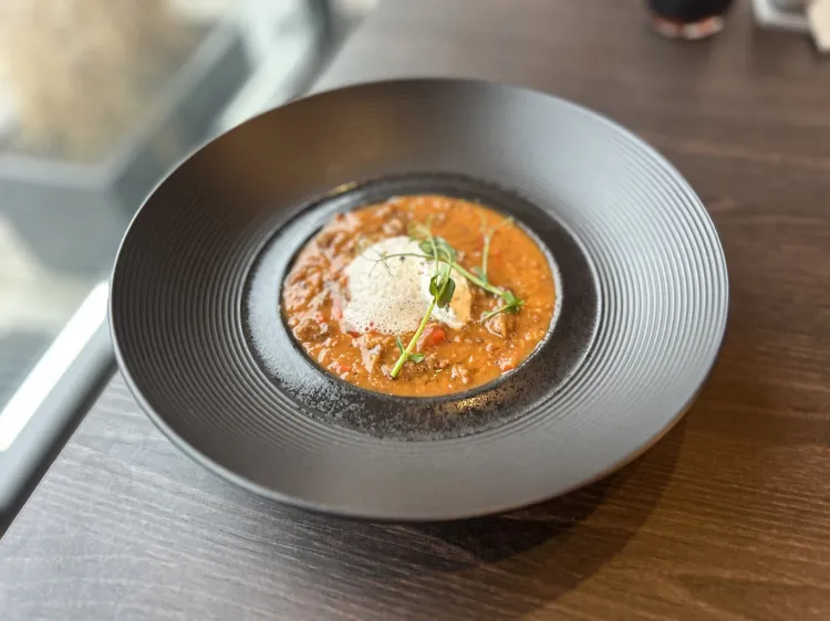 Zupa jagnięca z soczewicą.