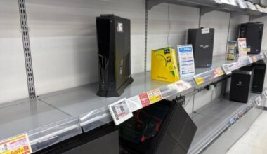 Puste półki w Japonii. Sklepy proszą klientów o stare komputery